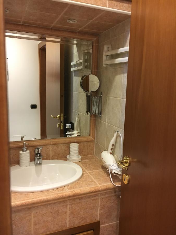 Apartment Amadeus Рим Экстерьер фото